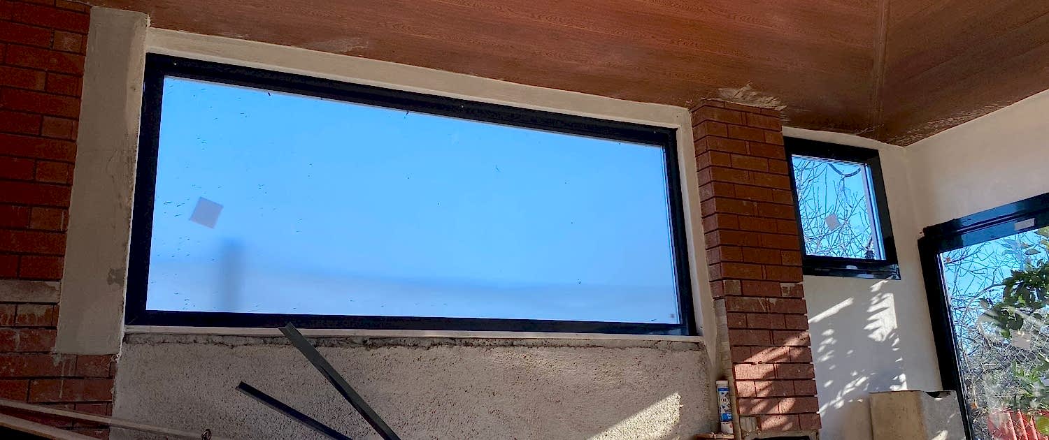 Menderes Cam Balkon